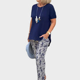 Zaneta – Elegant set with a fitted top and loose pants