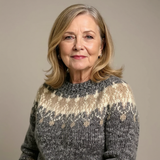 Noelle - Chunky Vintage Sweater with Cream Yoke