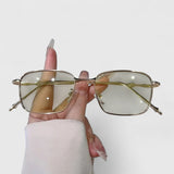 Raygynn - Stylish Sunglasses